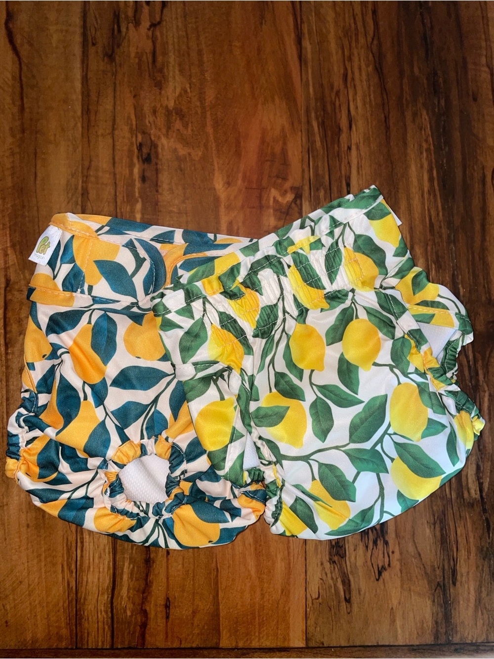 Two Like New Reusable Dog Diapers sz M for dogs in season /heat